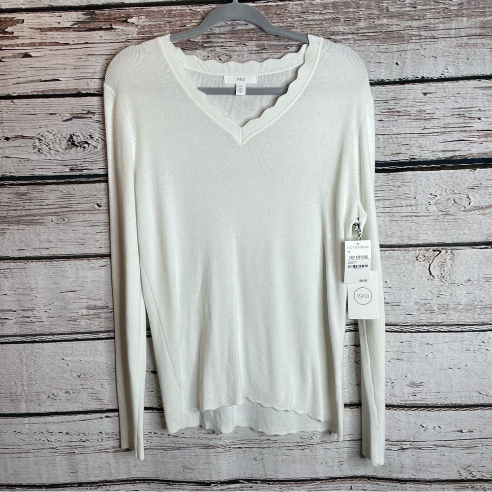 🏷️ NWT Nordstrom’s 1901 Sweater‎ Women’s XL Long Sleeve V-Neck Scalloped Trim